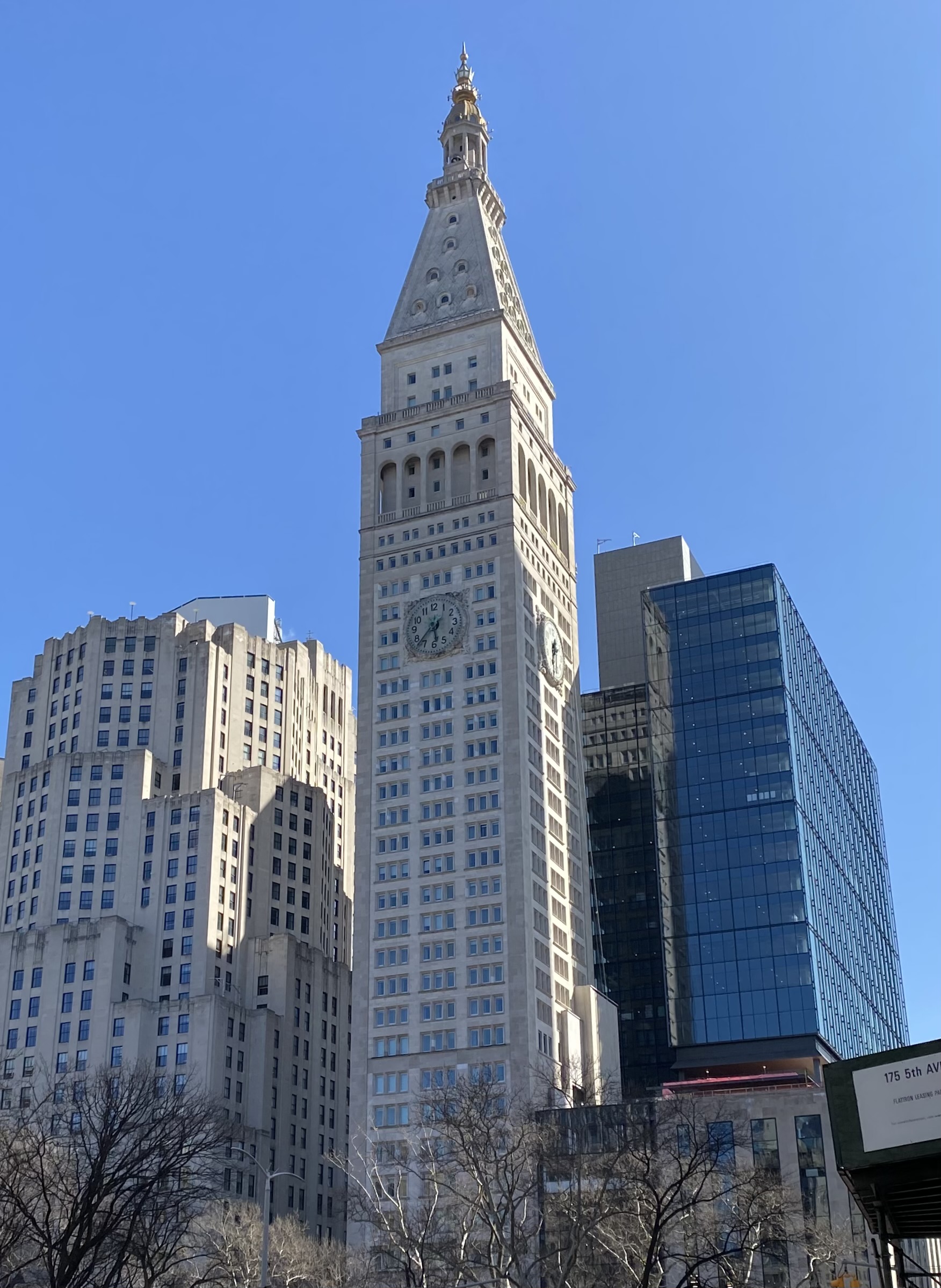Metropolitan Life Insurance Tower - Cómo llegar y qué ver y hacer allí.